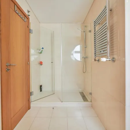 Holiday home Estoril Pool House With Private Garage *