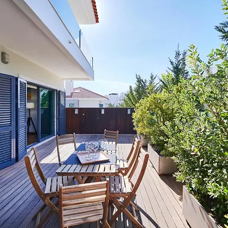 Estoril Pool House With Private Garage * Estoril