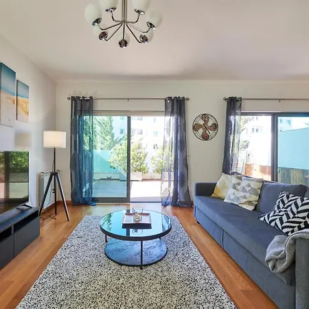 Holiday home Estoril Pool House With Private Garage Estoril