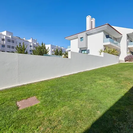 Estoril Pool House With Private Garage Holiday home *