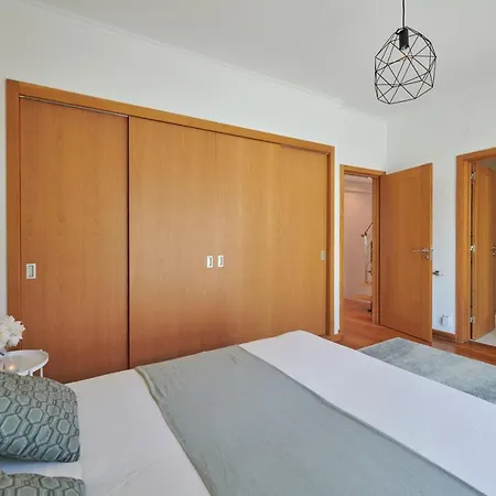 Holiday home Estoril Pool House With Private Garage *