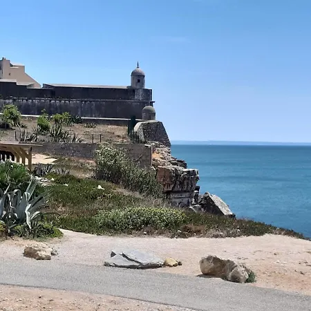 Estoril Pool House With Private Garage * Estoril